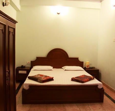 Lloyds Guest House, North Boag Road, T. Nagar Chennai Zimmer foto